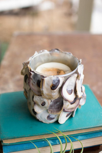 OYSTER SHELL ROUND CANDLE HOLDER  Multi