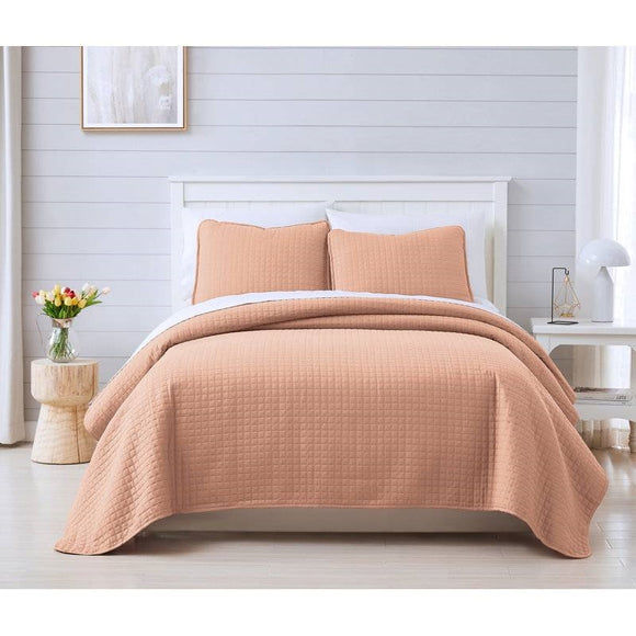 Twin/Twin XL Lightweight Blush Ultra Soft 2-Piece Microfiber Quilt Set