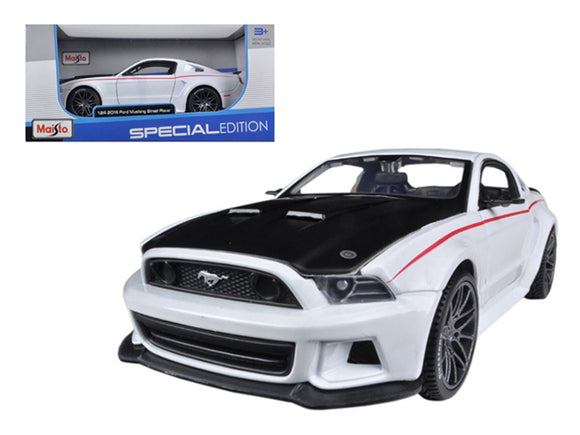 PACK OF 2 - 2014 Ford Mustang Street Racer White 1/24 Diecast Model Car by Maisto